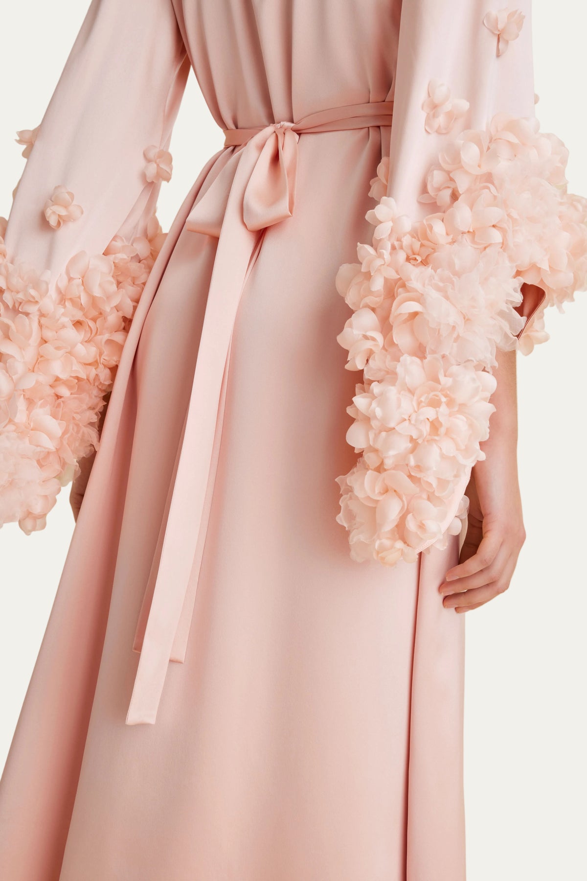 FLORAL AFFAIR ROBE