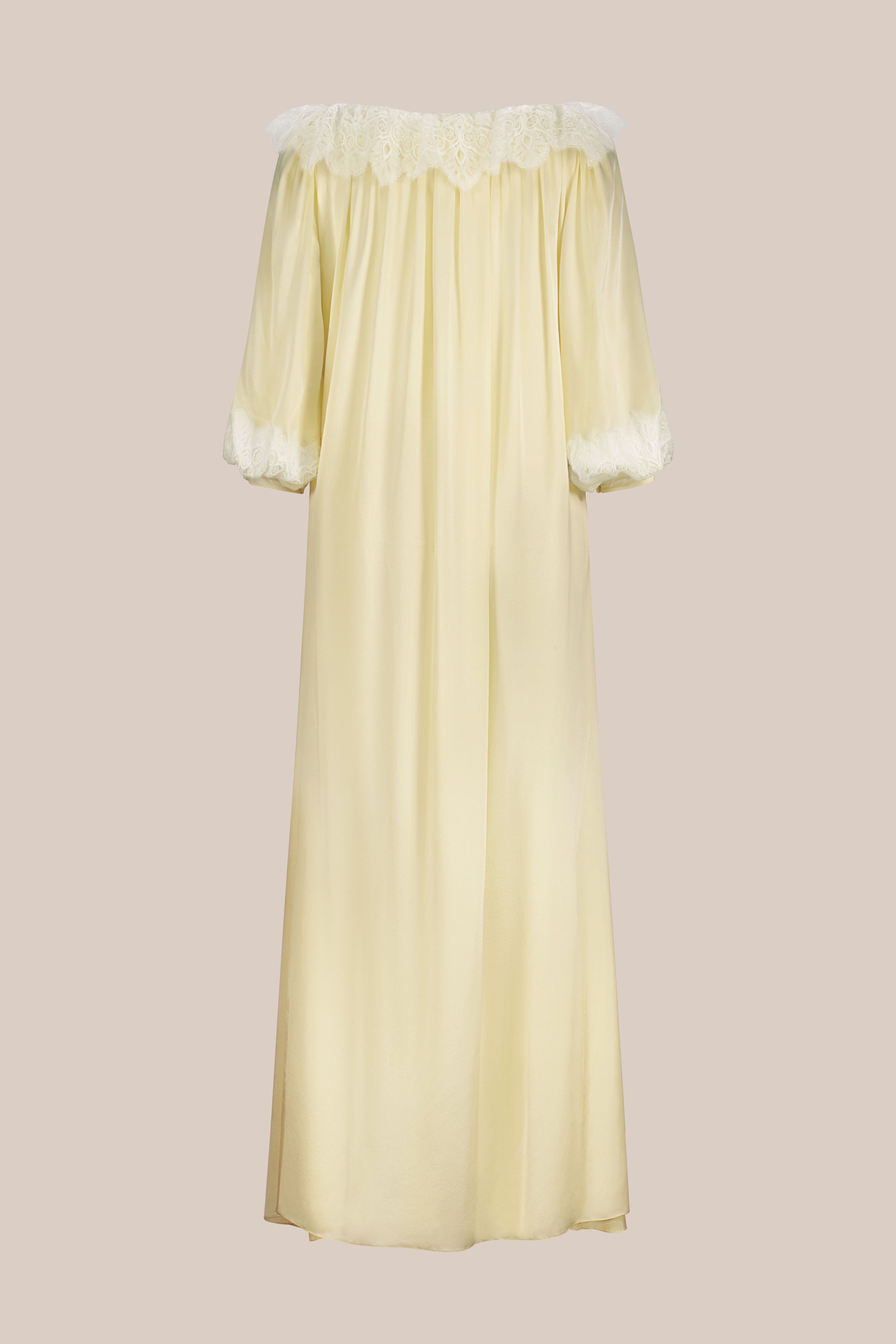 MARGOT ROBE