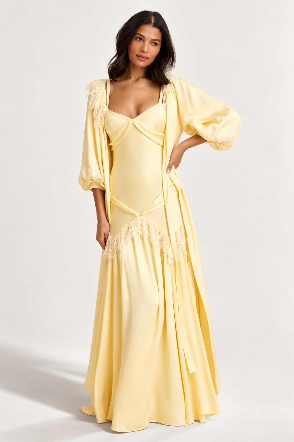MARGOT ROBE