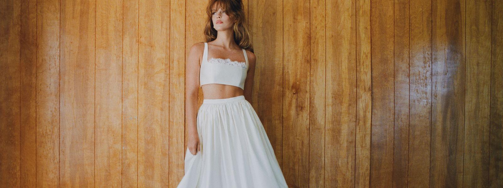 LUXURIOUS WOMENSWEAR