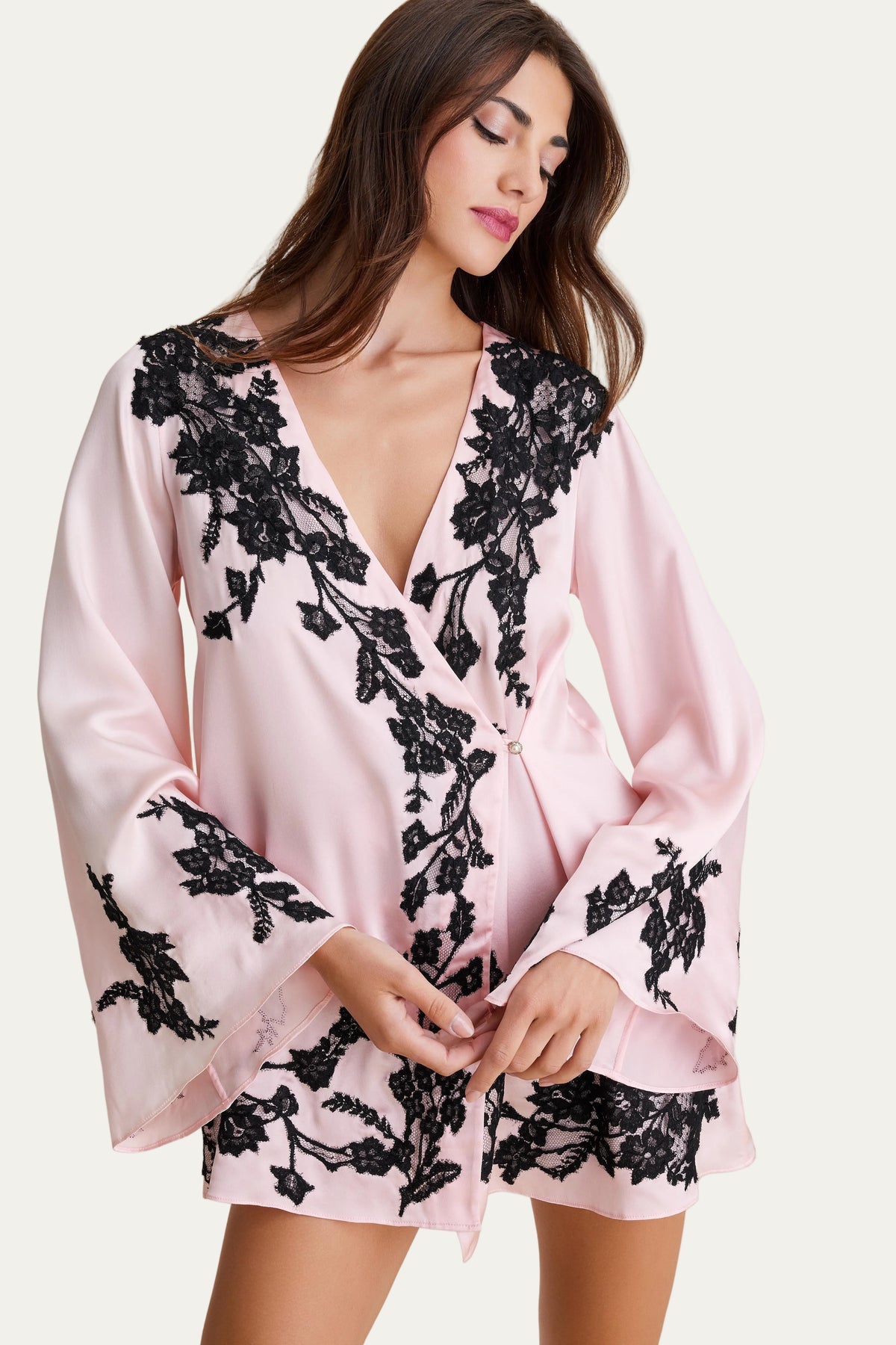 SUSIE ROBE